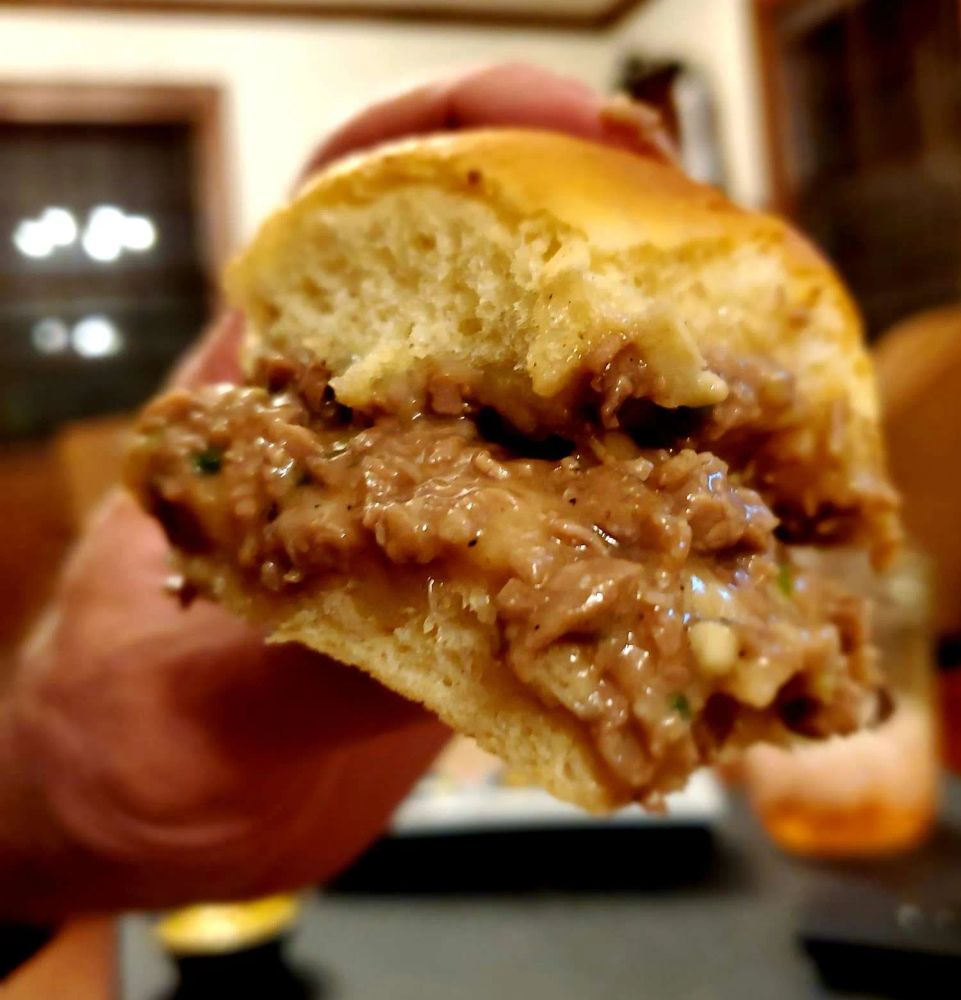 Spicy Roast Beef Sliders