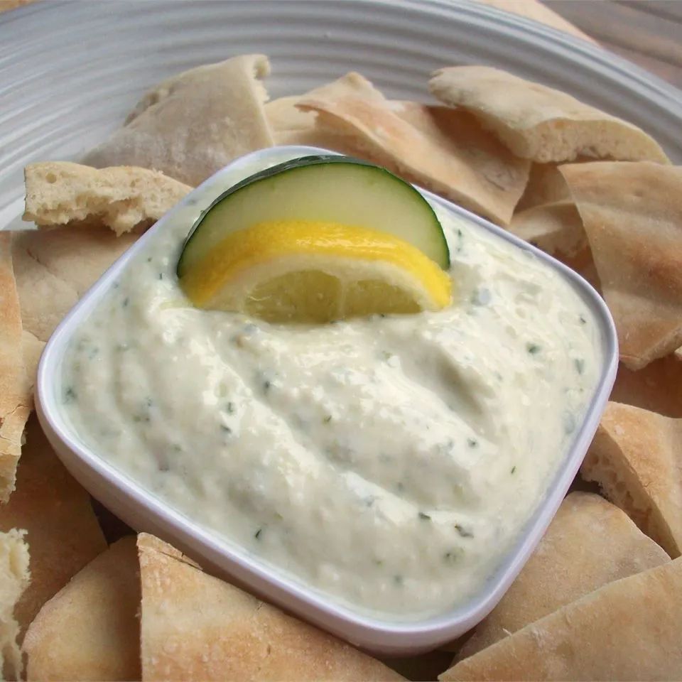 Easy Greek Yogurt Cucumber Sauce