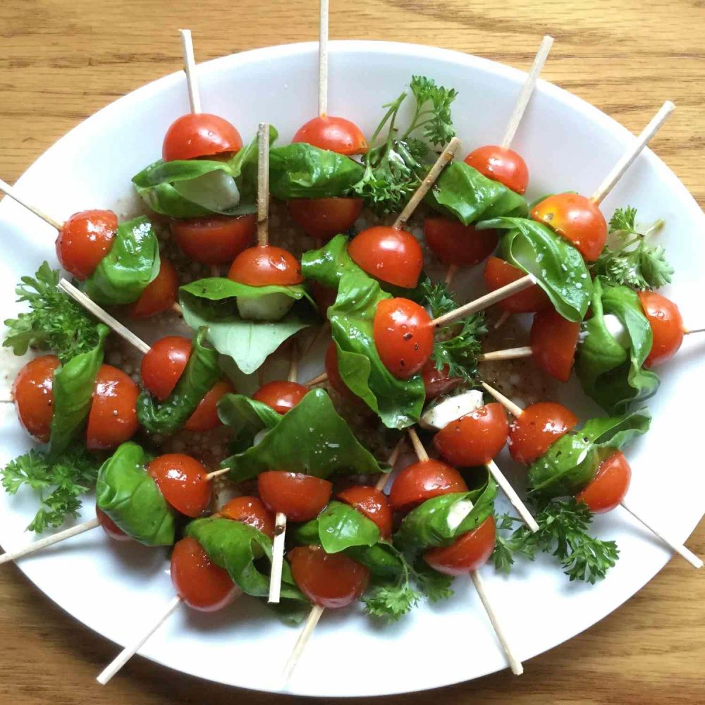 Tomato and Mozzarella Bites