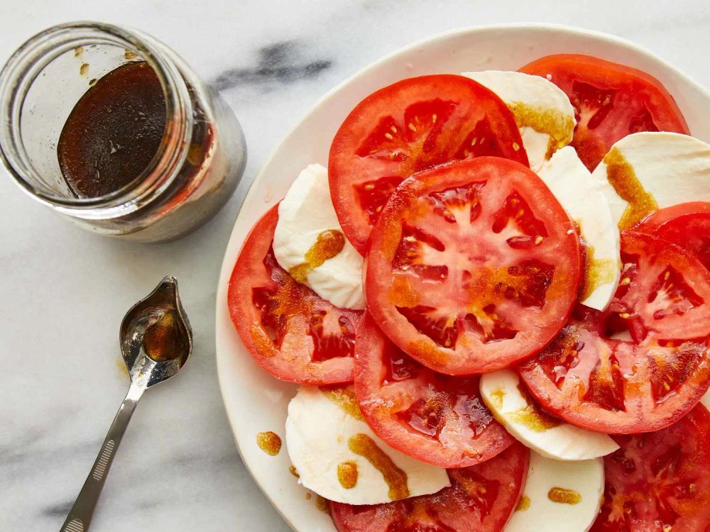 Tomato Mozzarella Salad