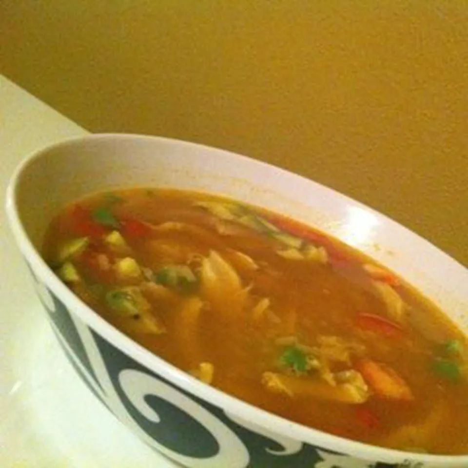 Caldo de Pollo con Arroz (Chicken Soup with Rice)