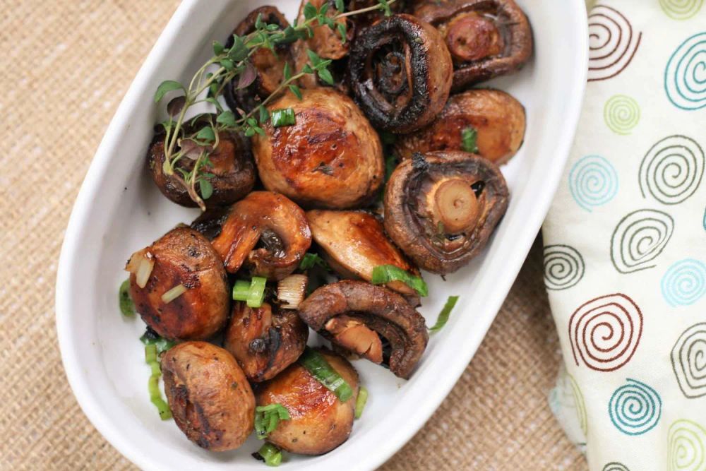 Balsamic-Thyme Roasted Mushrooms