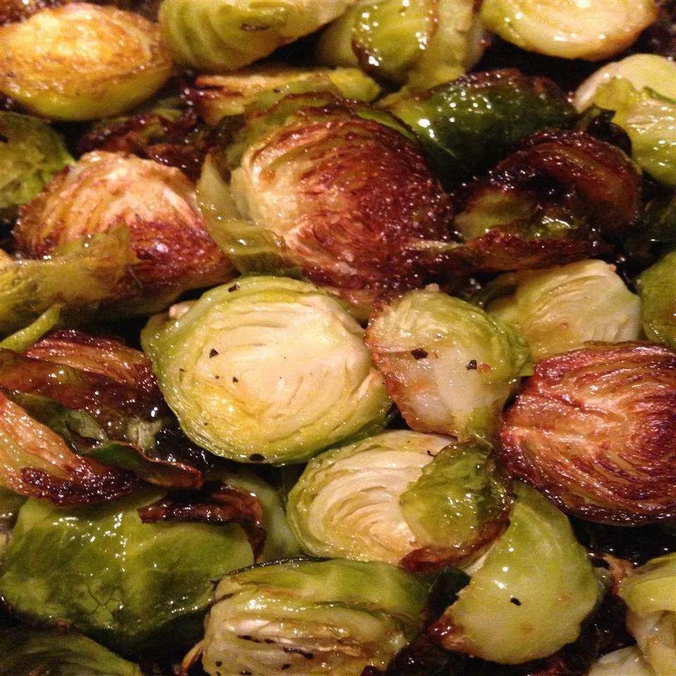 Easy Roasted Brussels Sprouts