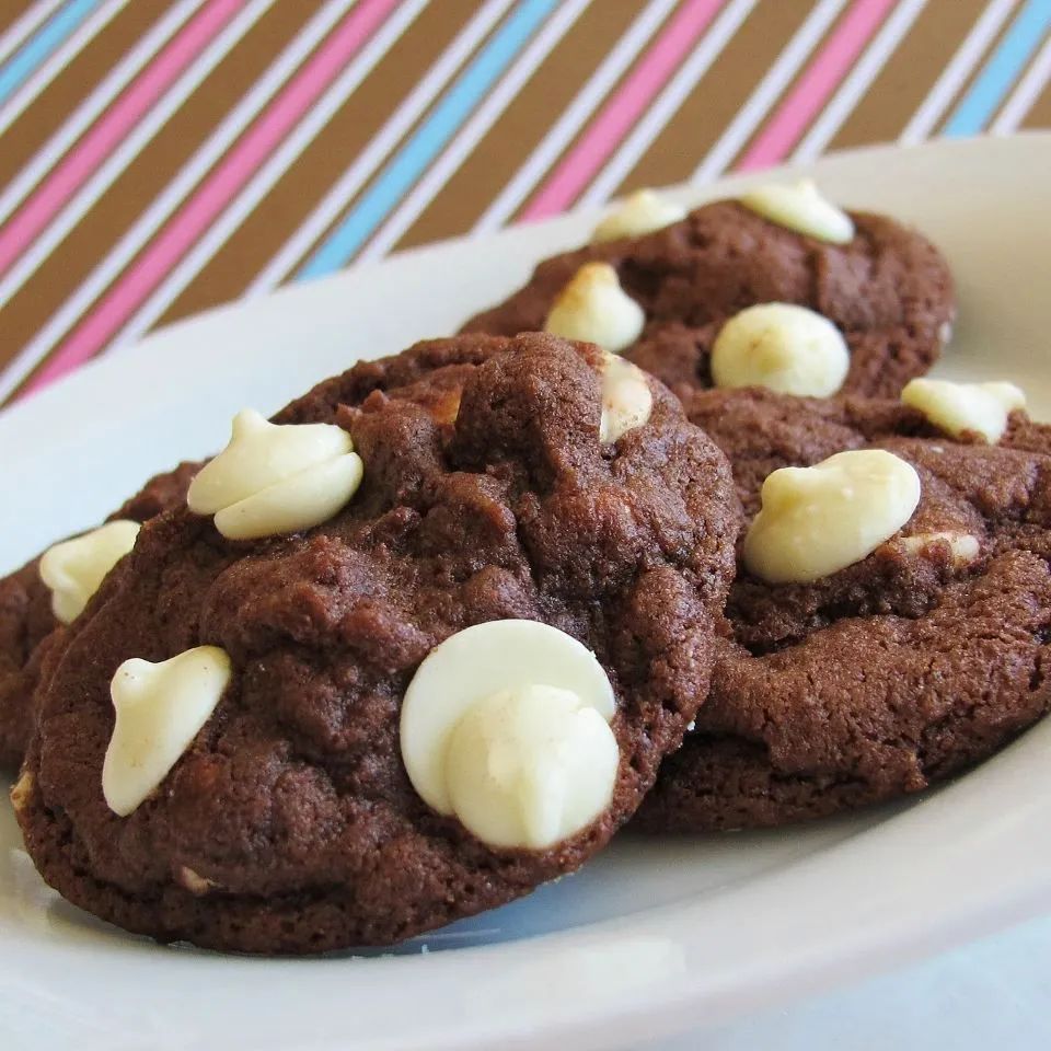 White Chip Chocolate Cookies