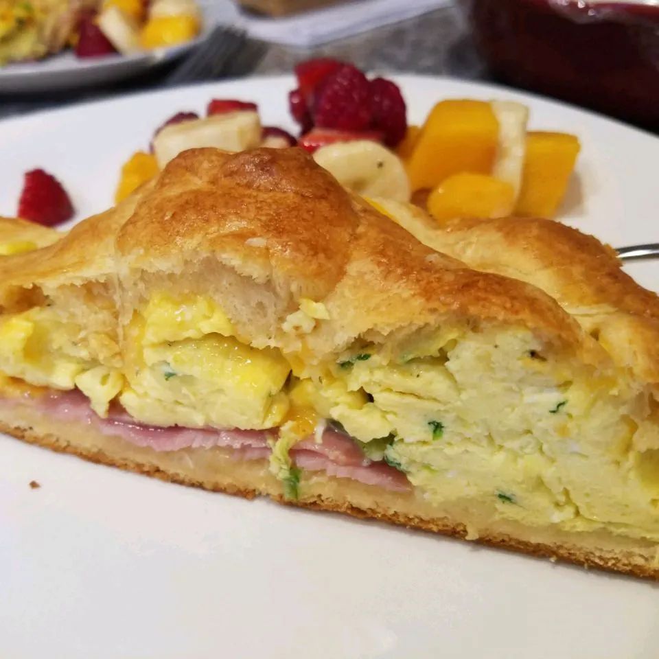 Scrambled Egg Brunch Bread