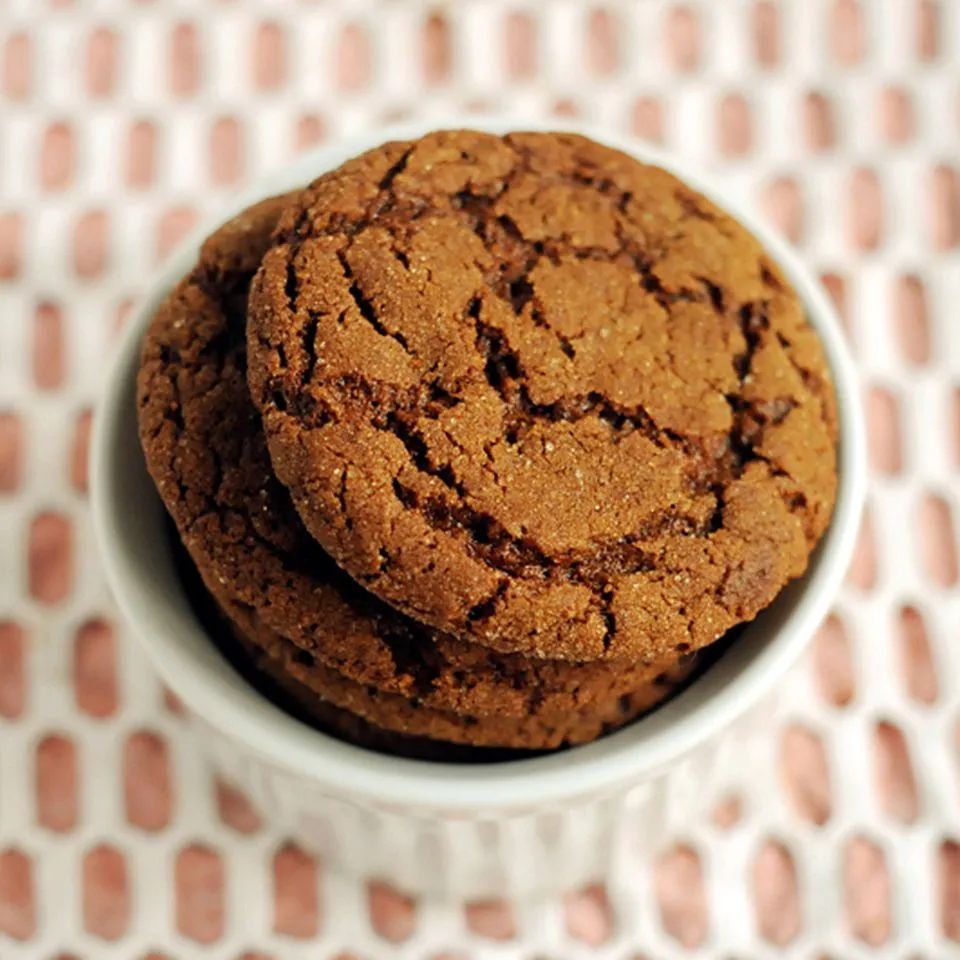 Big Soft Ginger Cookies