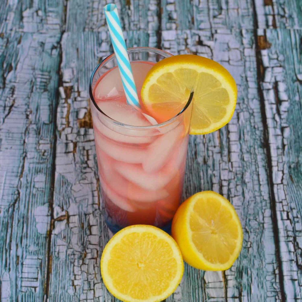 Old-Fashioned Pink Lemonade