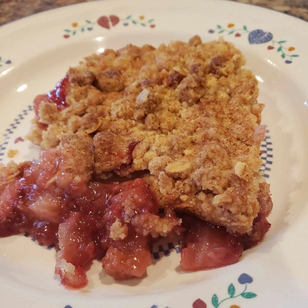 Strawberry Crumble