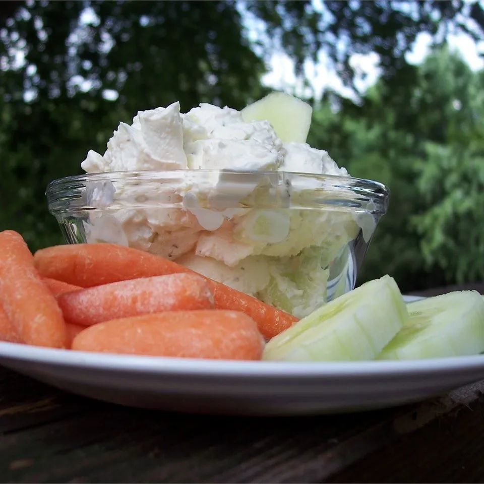 Cream Cheese Cucumber Dip