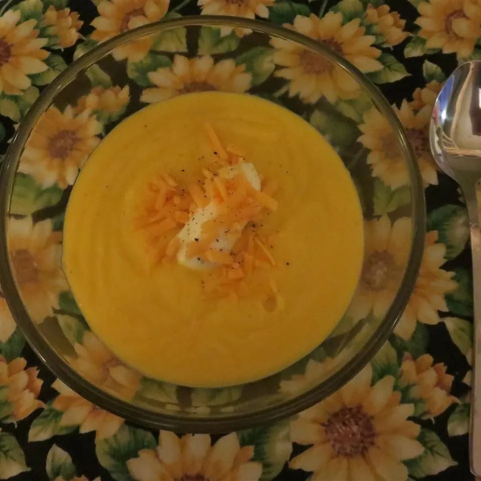 Simple Summer Squash Soup