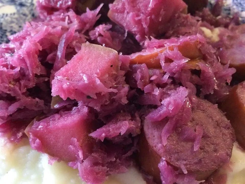 Sausage Smothered in Red Cabbage