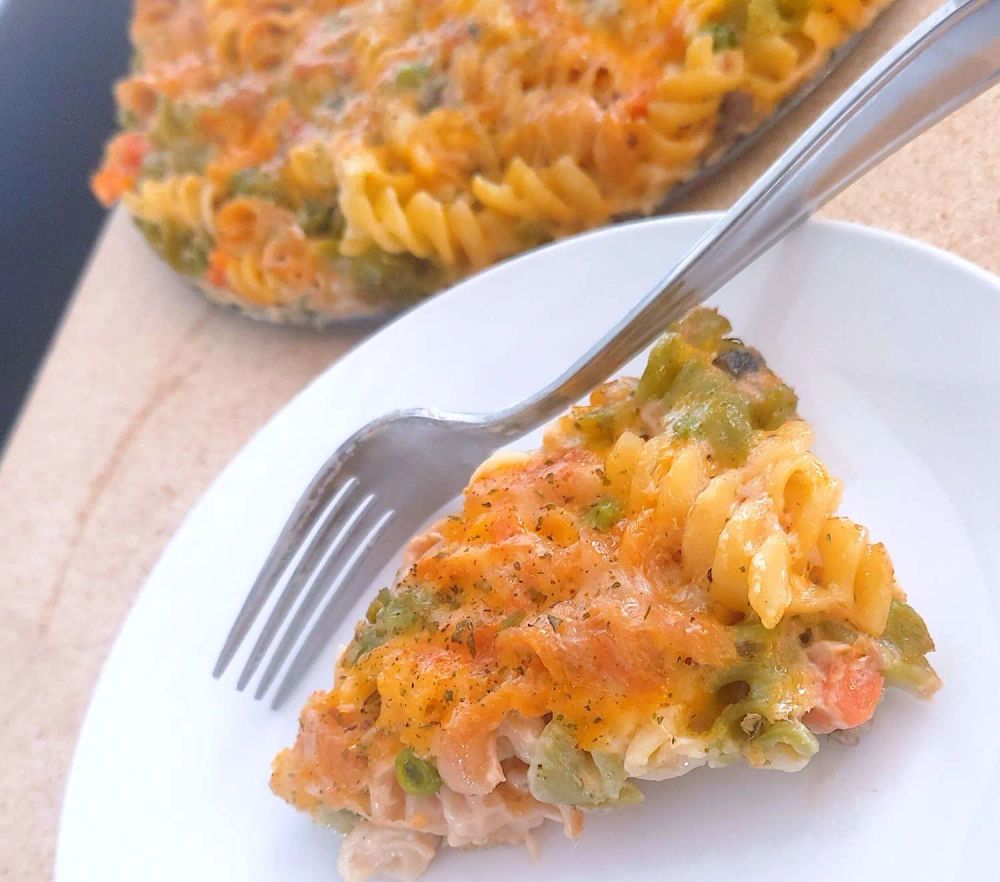 Easy Cheesy Tuna Casserole