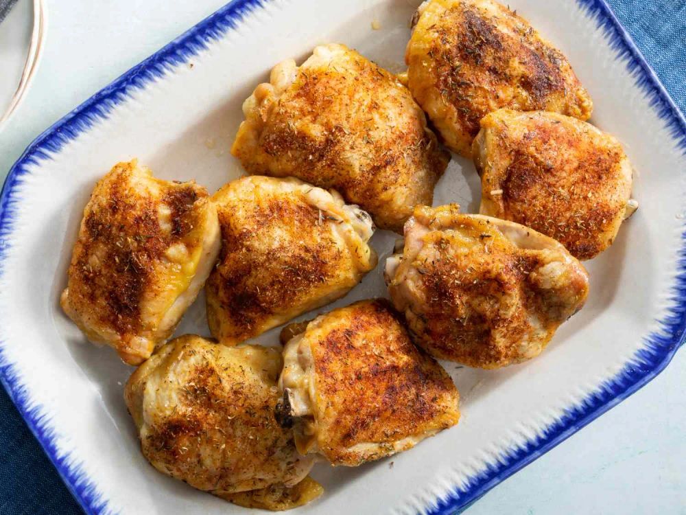 Crispy and Tender Baked Chicken Thighs