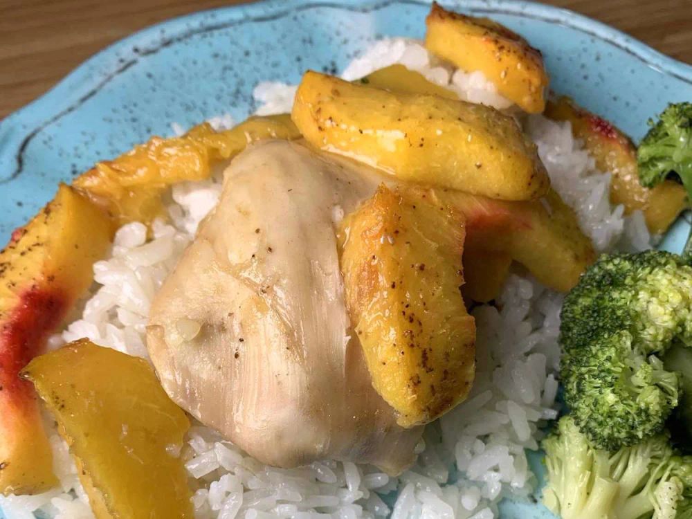 Baked Chicken with Peaches