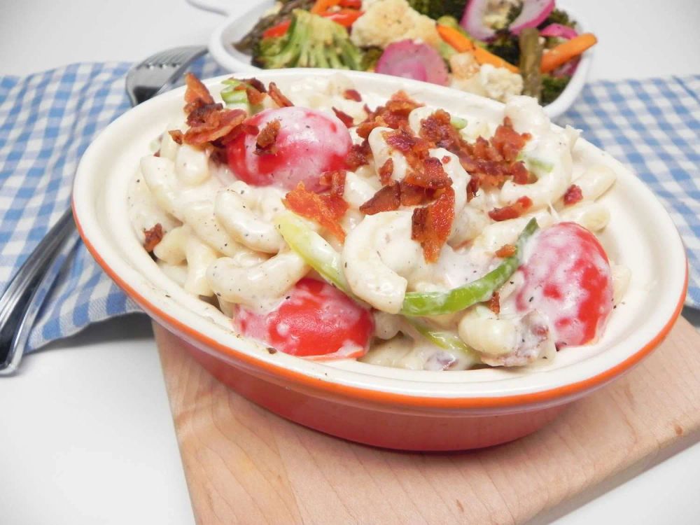 Bacon, Leek, and Tomato Macaroni and Cheese