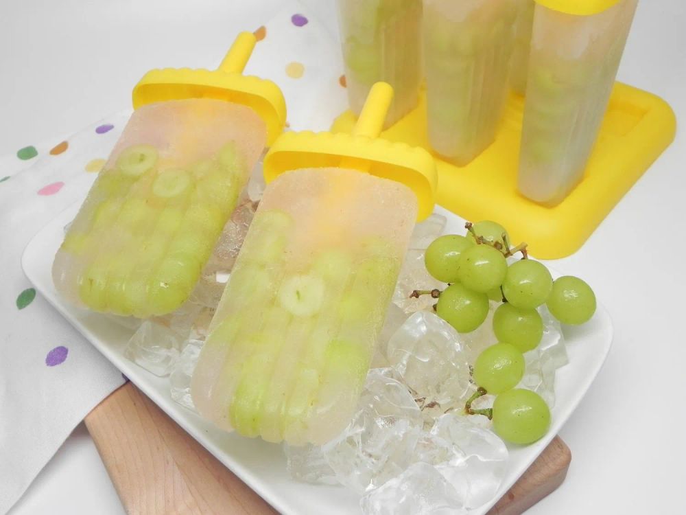 Cotton Candy® Grape Lemonade Ice Pops