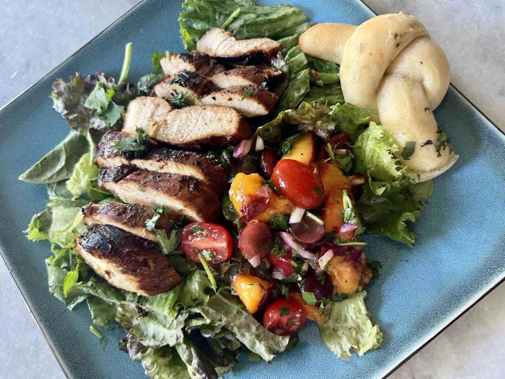 Grilled Chicken with Peach Salsa