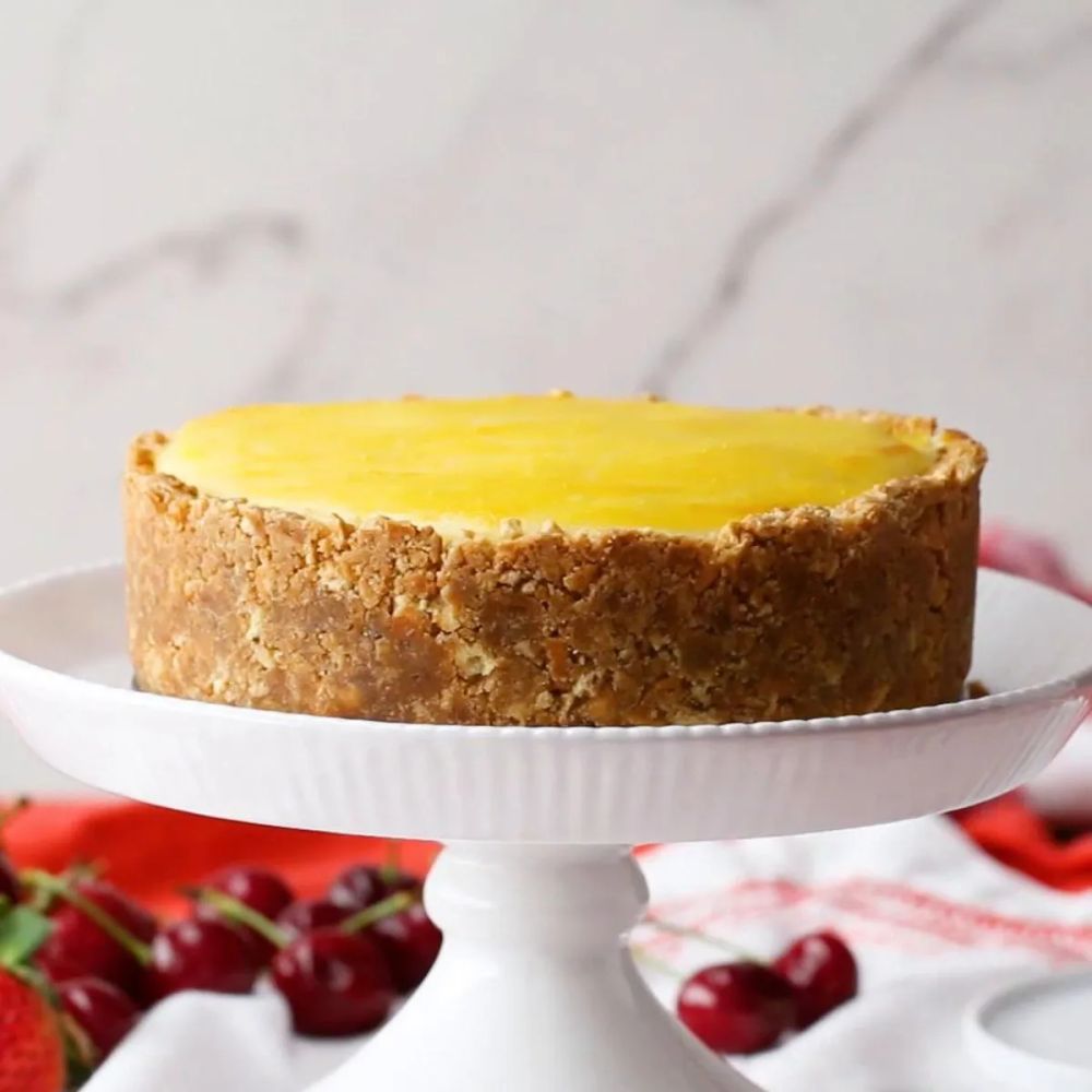 Gooey Custard Cheesecake