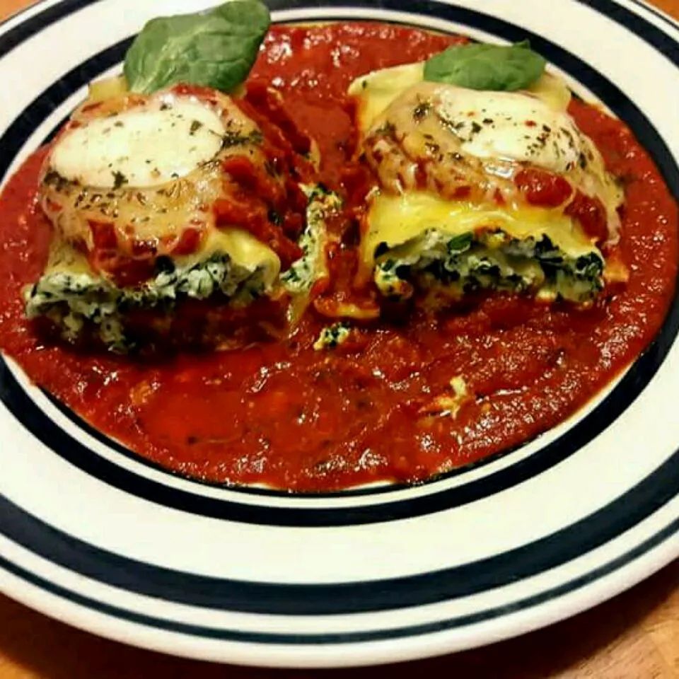 Lasagna Spinach Roll-Ups