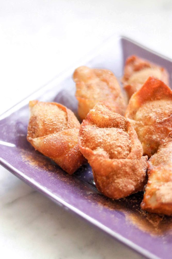 Cinnamon Sugar Cream Cheese Wontons