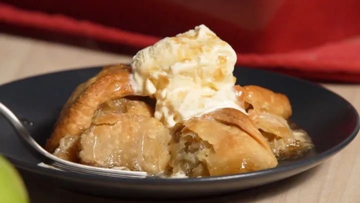 Old-Fashioned Apple Dumplings