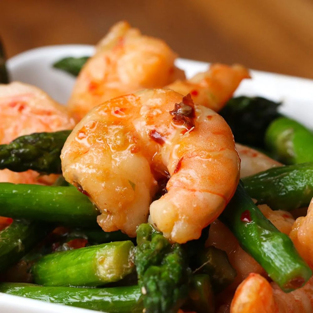 Shrimp And Asparagus Stir-Fry