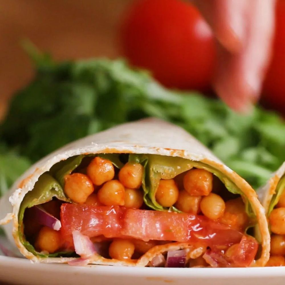 Buffalo Chickpea Wraps