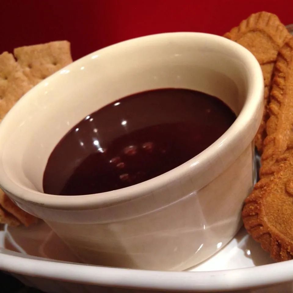 Midnight Nutella Dip