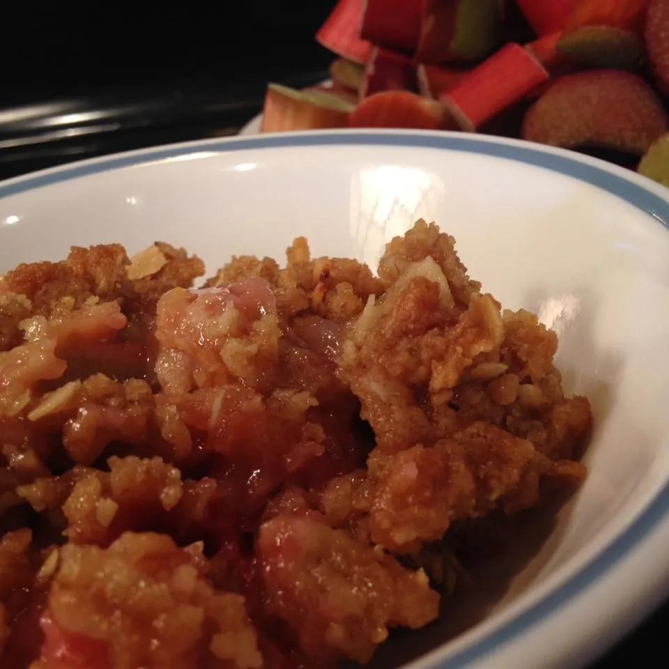 Rhubarb Butter Crunch