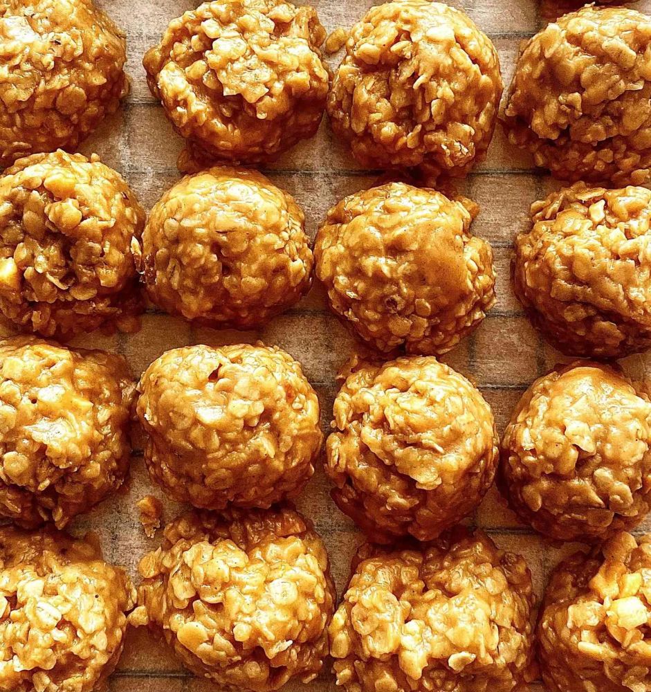 Peanut Butter and Honey No-Bake Cookies