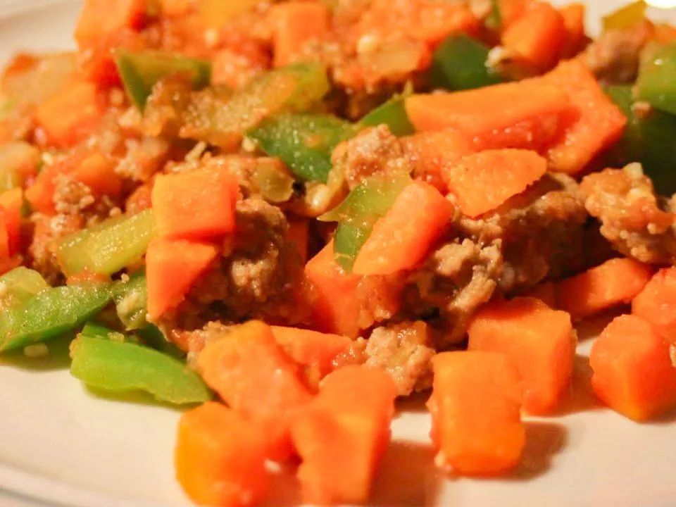 Sweet Potatoes with Sausage and Peppers