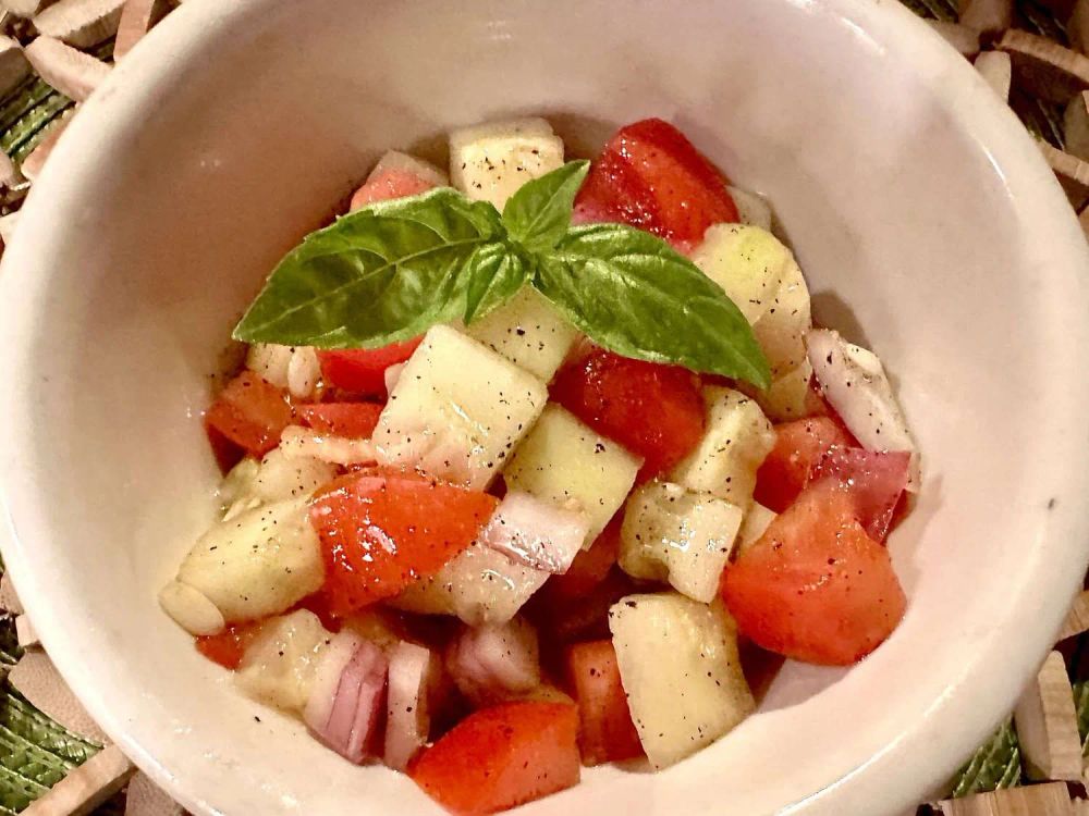 Tomato Cucumber Onion Salad