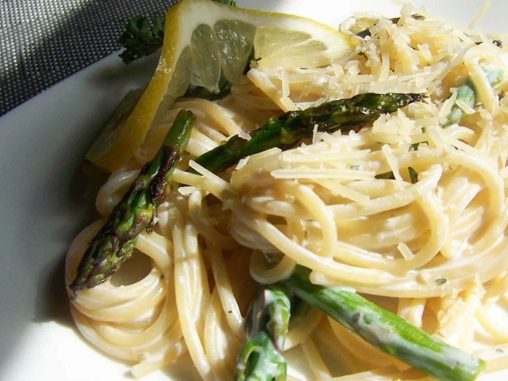 Creamy Asparagus Pasta