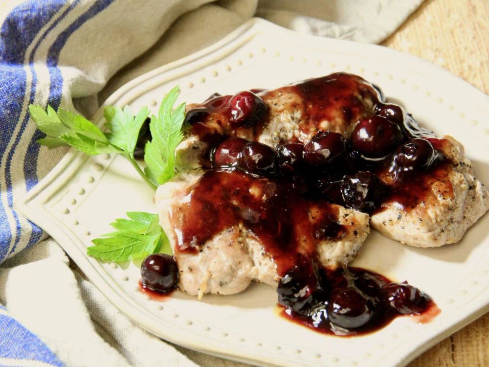 Pork Tenderloin with Blueberry-Balsamic Glaze