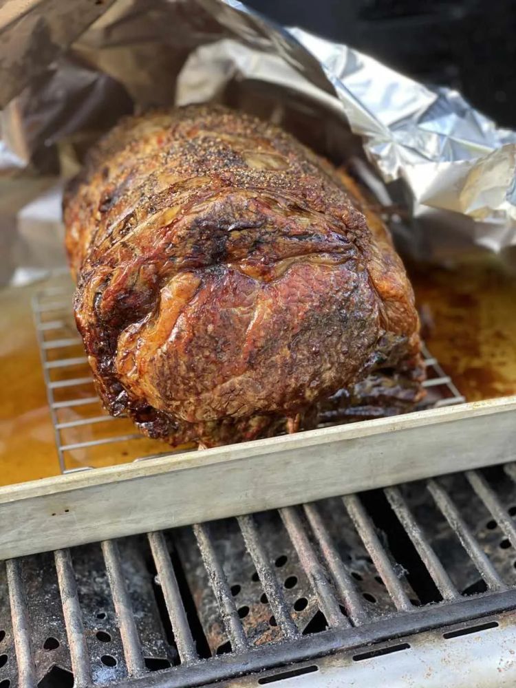 Easy Standing Rib Roast