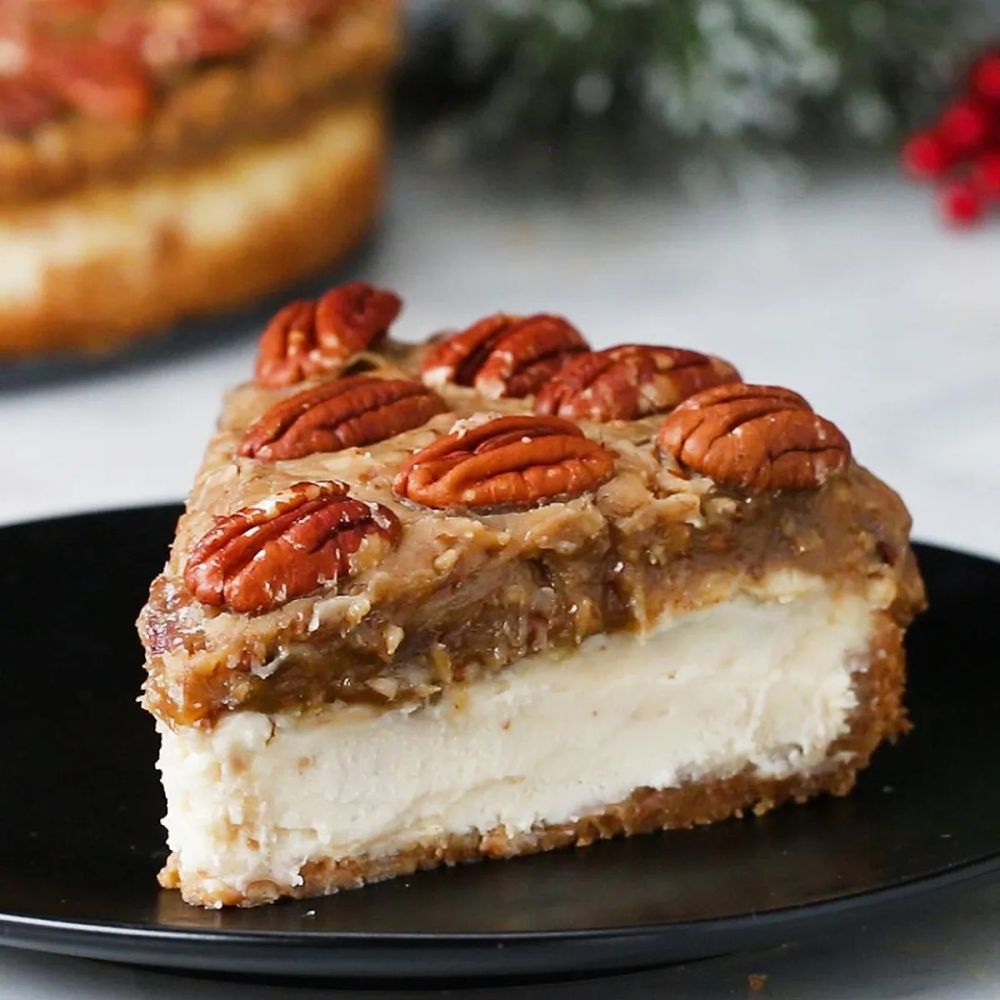 Kentucky Derby Pecan Pie Cheesecake