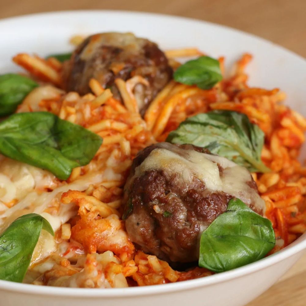 Spaghetti Meatball Bake