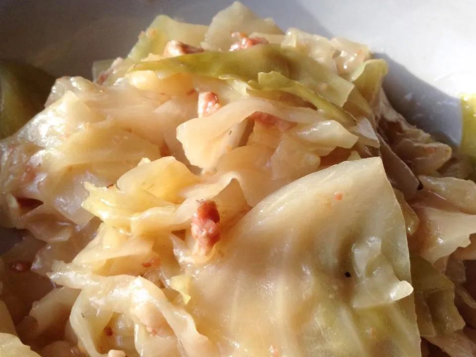 Boiled Cabbage with Bacon