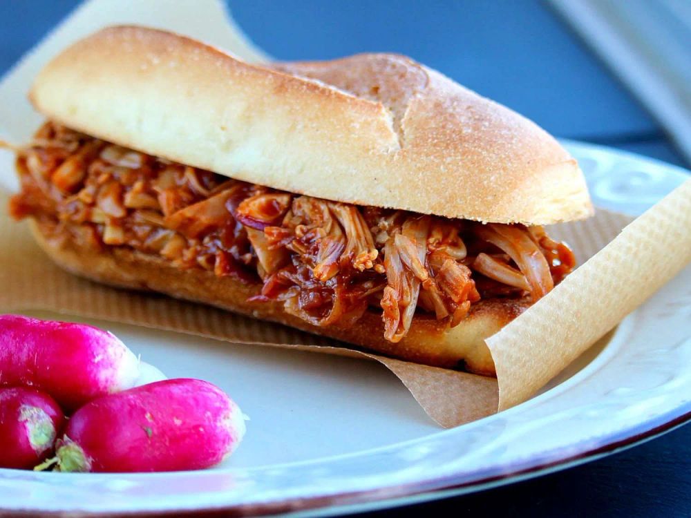 Jackfruit Pulled "Pork"