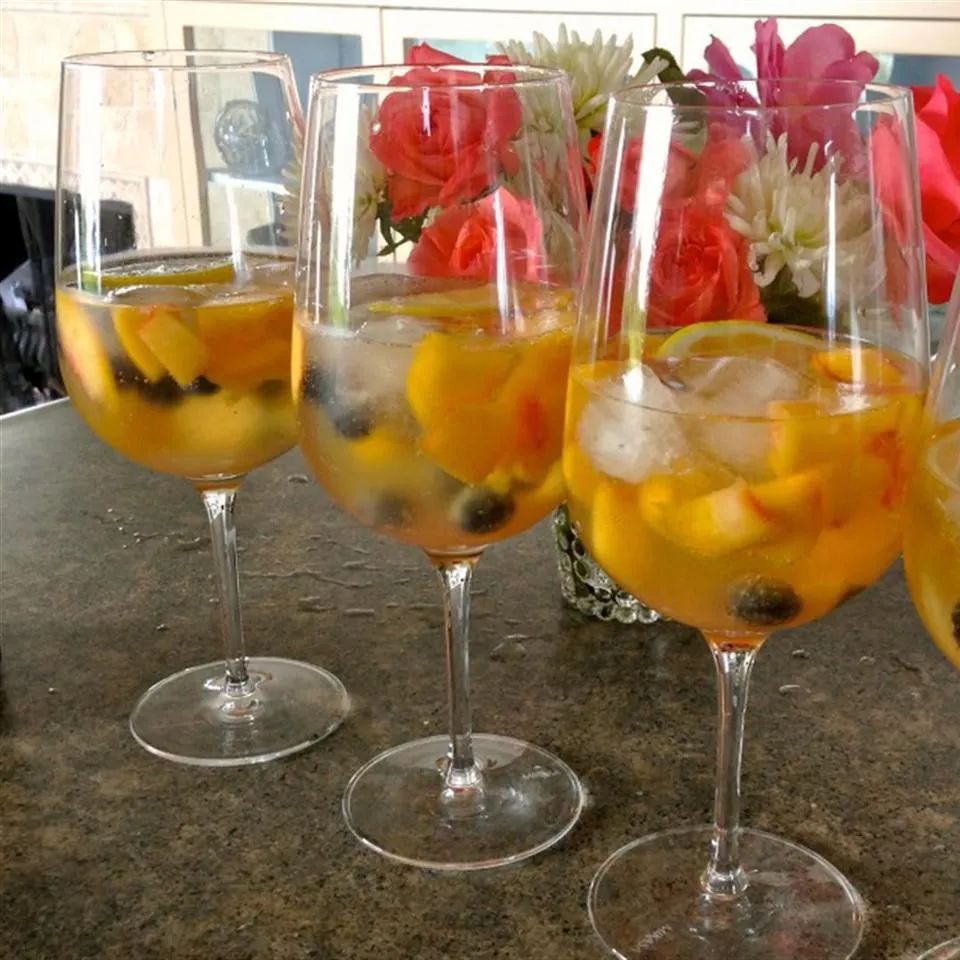 Amazing Peach Sangria