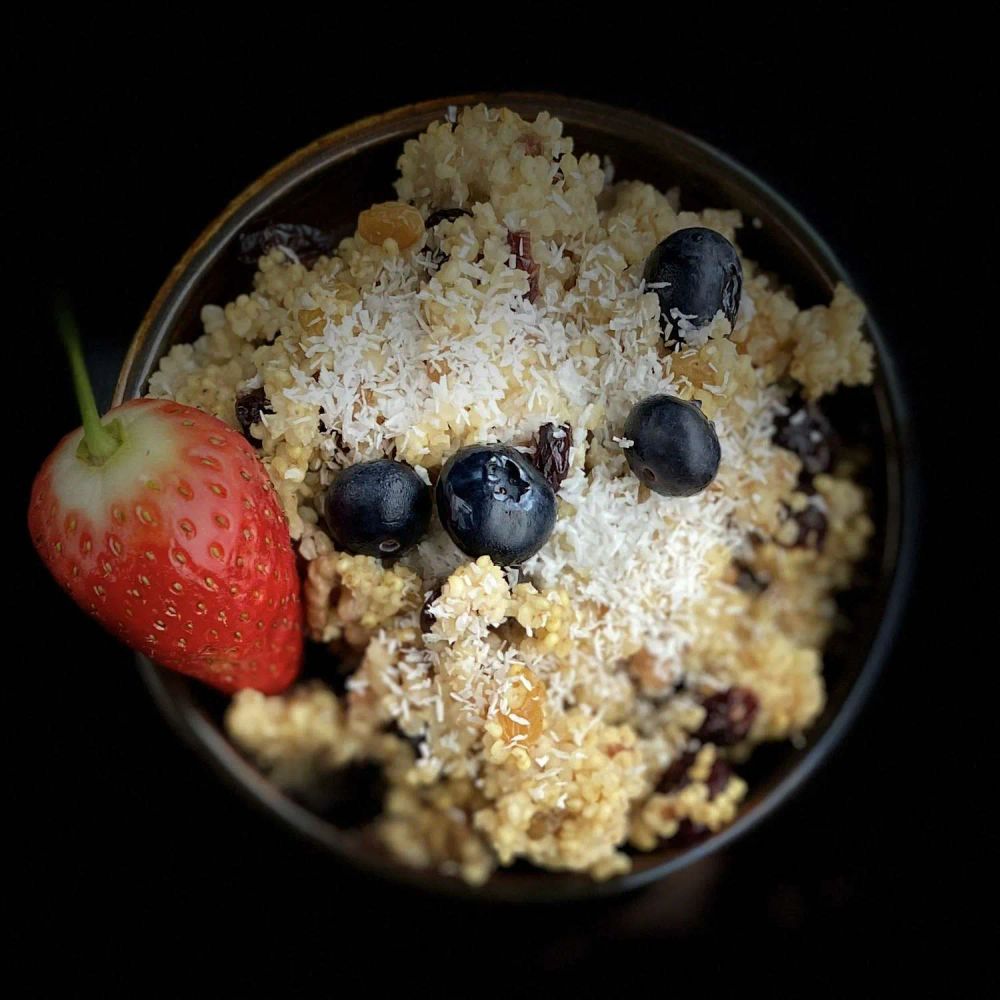 Millet Breakfast Porridge with Fruit