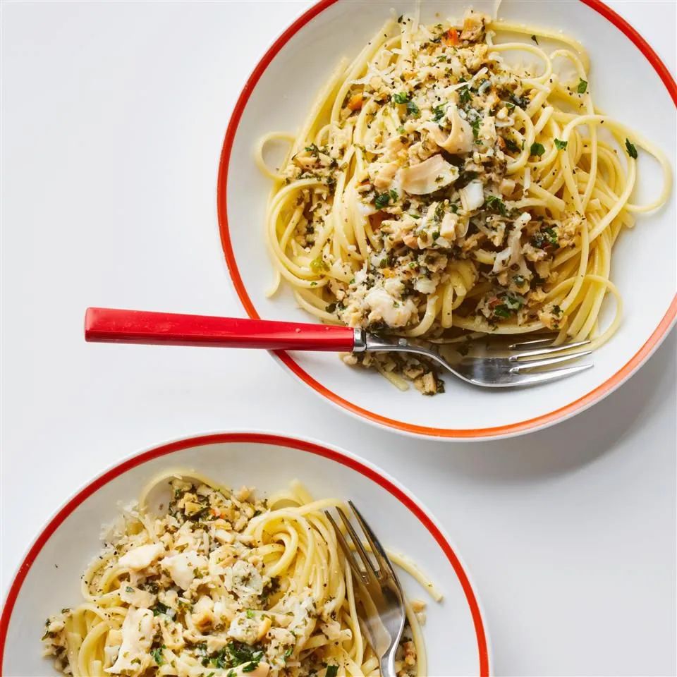 Linguine and Clam Sauce