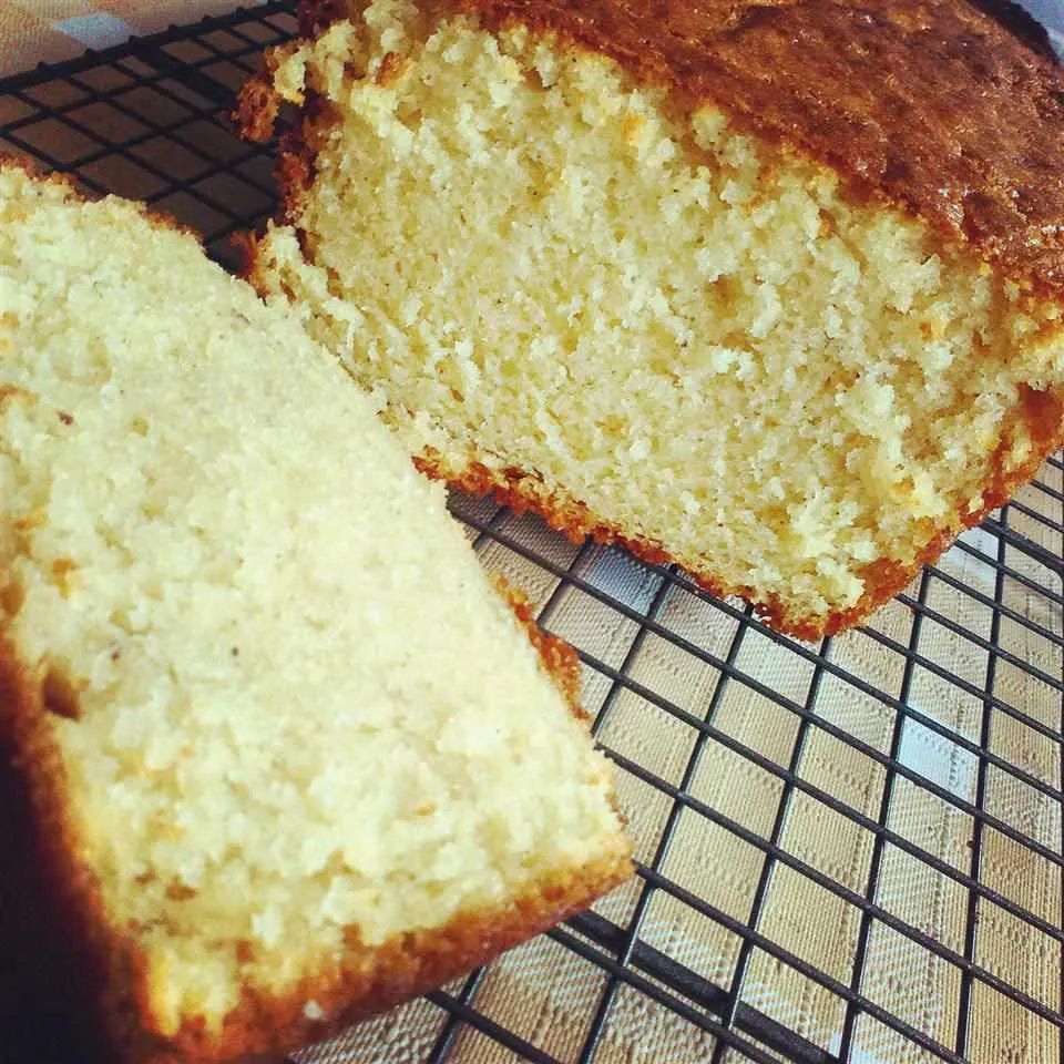 Easy Eggnog Bread