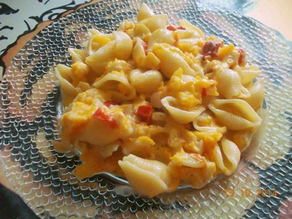 Pasta with Bell Peppers and Pumpkin Sauce