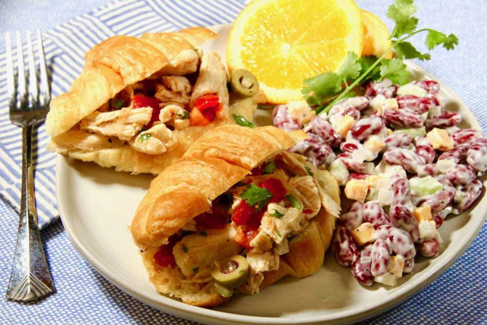 No-Mayo Chicken Salad Sandwiches