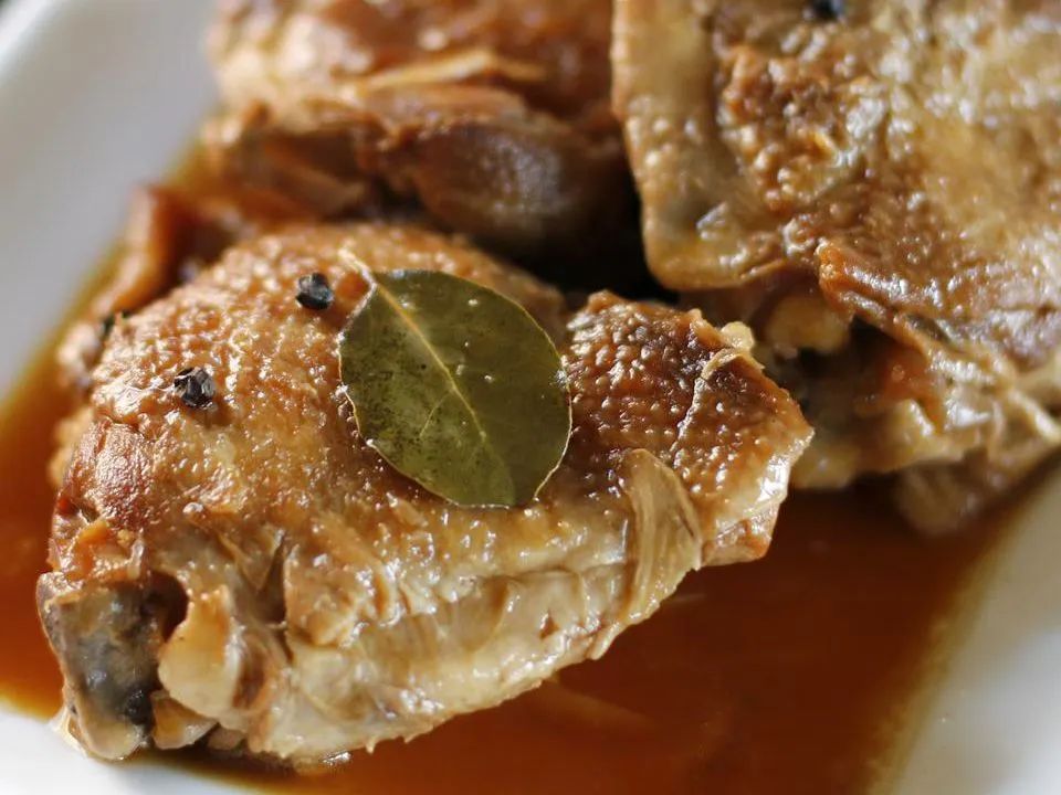 Lolah's Chicken Adobo