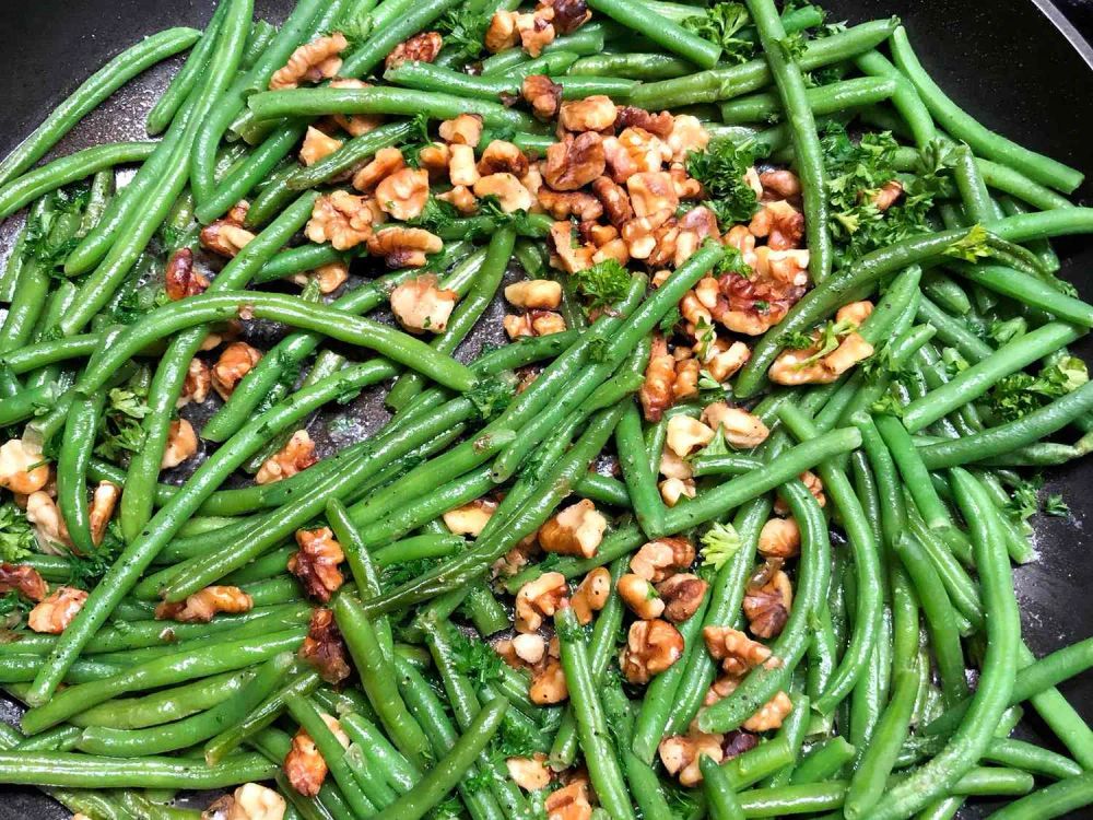 Green Beans With Walnuts