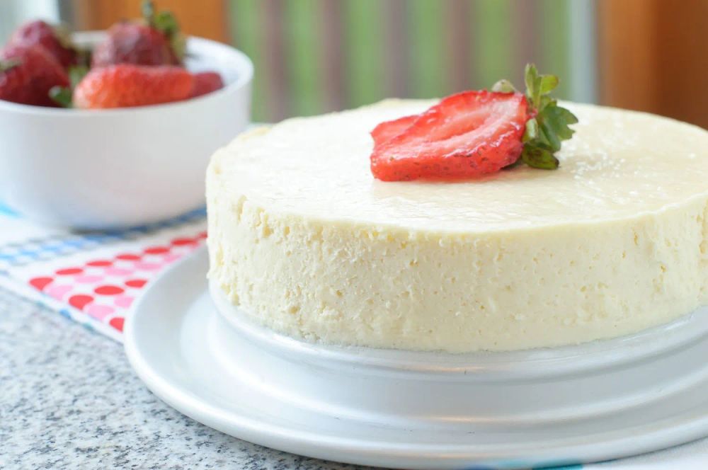 Low-Carb, Sugar-Free Instant Pot Cheesecake