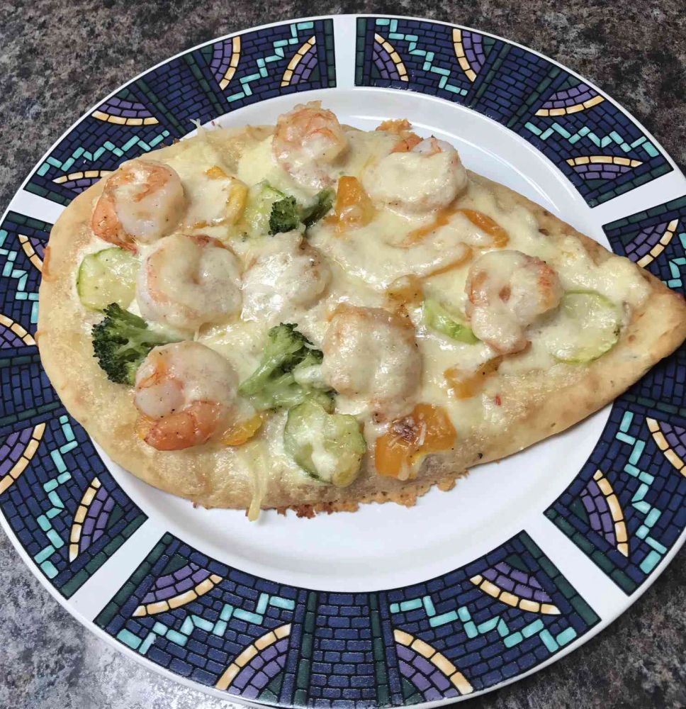 Shrimp Alfredo Naan Pizza