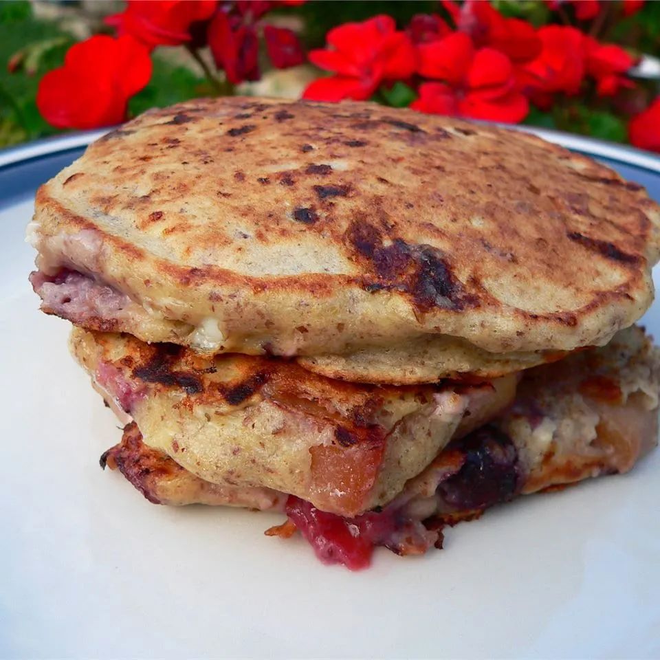 Cinnamon-Peach Cottage Cheese Pancakes